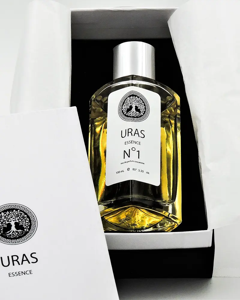 Perfumes nicho URAS, alta duración y calidad artesanal, elaborados en Milán