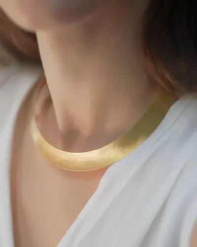 Co-017-OA Collar gargantilla artesanal de diseño hecha a mano en Barcelona bañada en oro