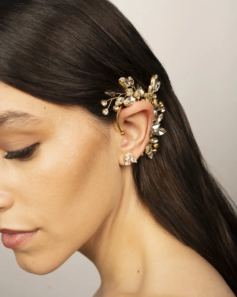 Pe-081-OA Pendiente ear cuff dorado de novia o invitada con piedras strass